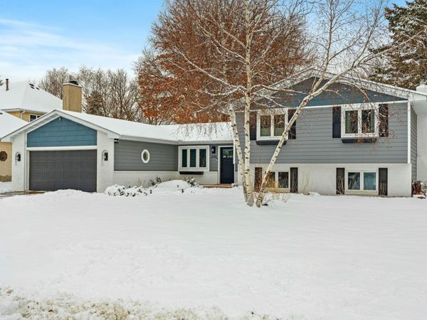 2129 Arkwright Street, Maplewood, MN 55117