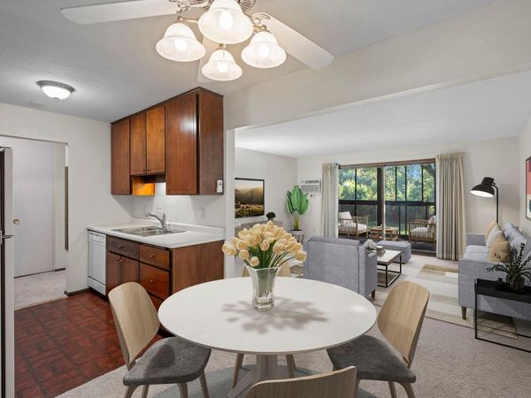 4380 Brookside Court, Unit 209, Edina, MN 55436