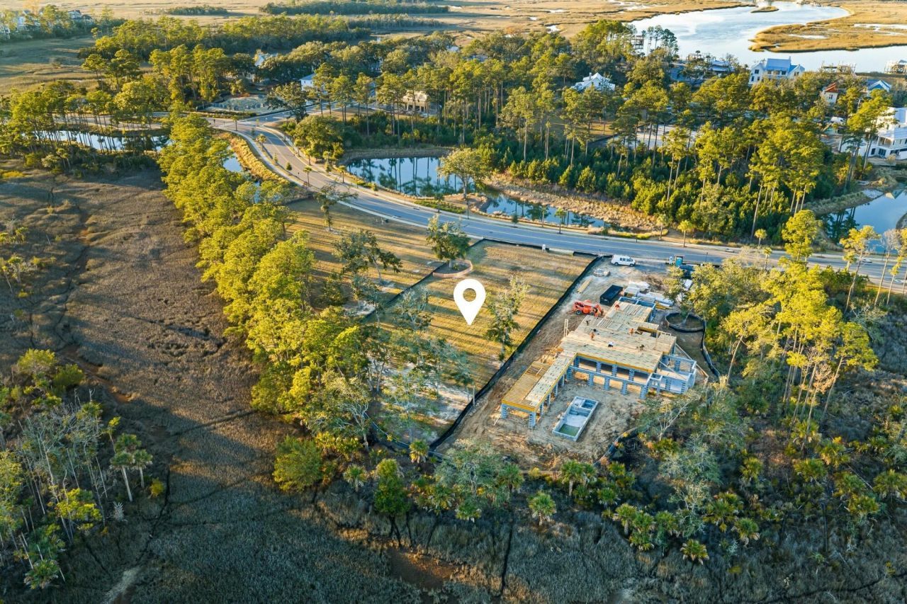 1077 Ship Builder Street Photo 12