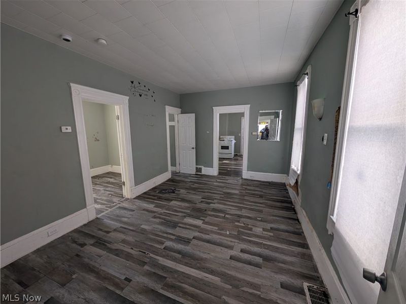 7516 Cornelia Ave, Cleveland, OH 44103 Photo 10