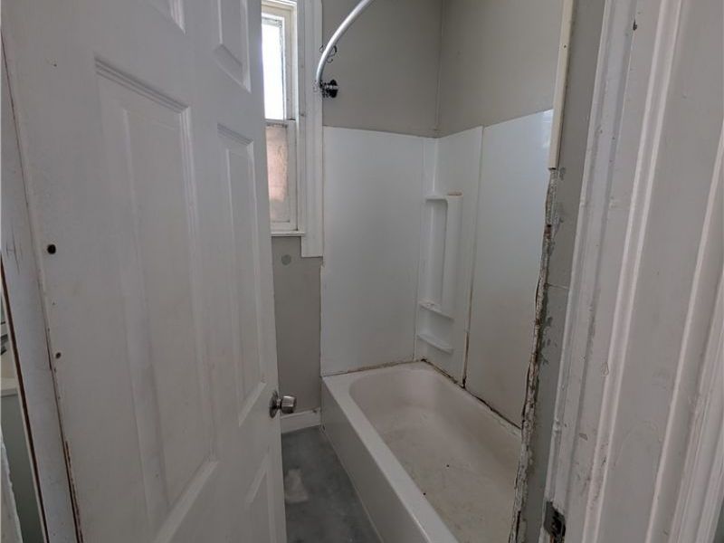 7516 Cornelia Ave, Cleveland, OH 44103 Photo 11