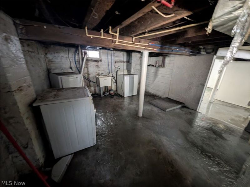 7516 Cornelia Ave, Cleveland, OH 44103 Photo 19