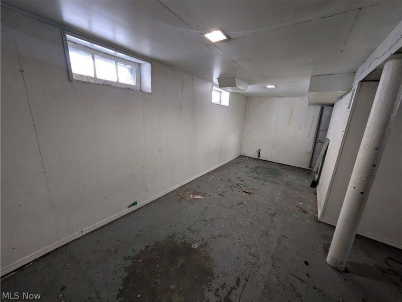 7516 Cornelia Ave, Cleveland, OH 44103 Photo 23