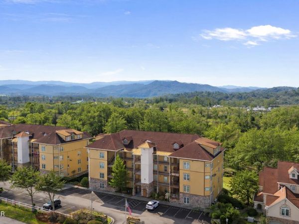 527 River Place Way, Sevierville, TN 37862