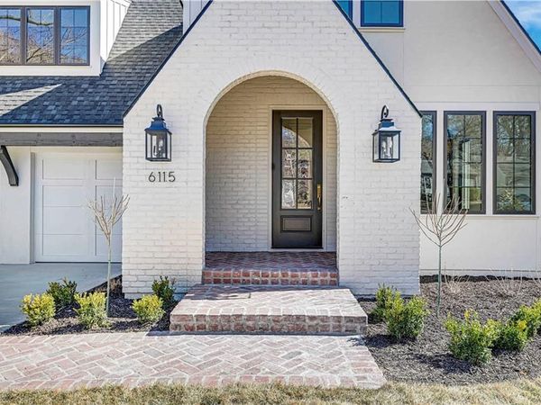 6115 Catalina Street, Fairway, KS 66205