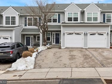 106 DONNA DRIVE, PLYMOUTH MEETING, PA 19462