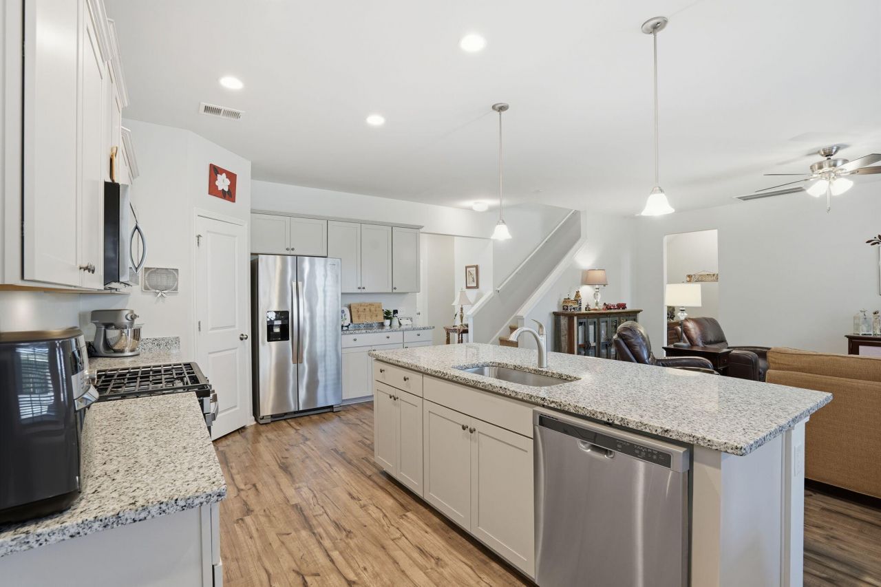 129 Ancestry Lane Photo 12