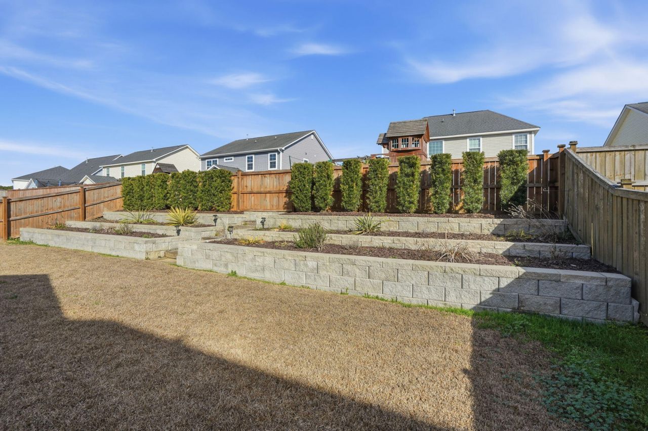 129 Ancestry Lane Photo 12