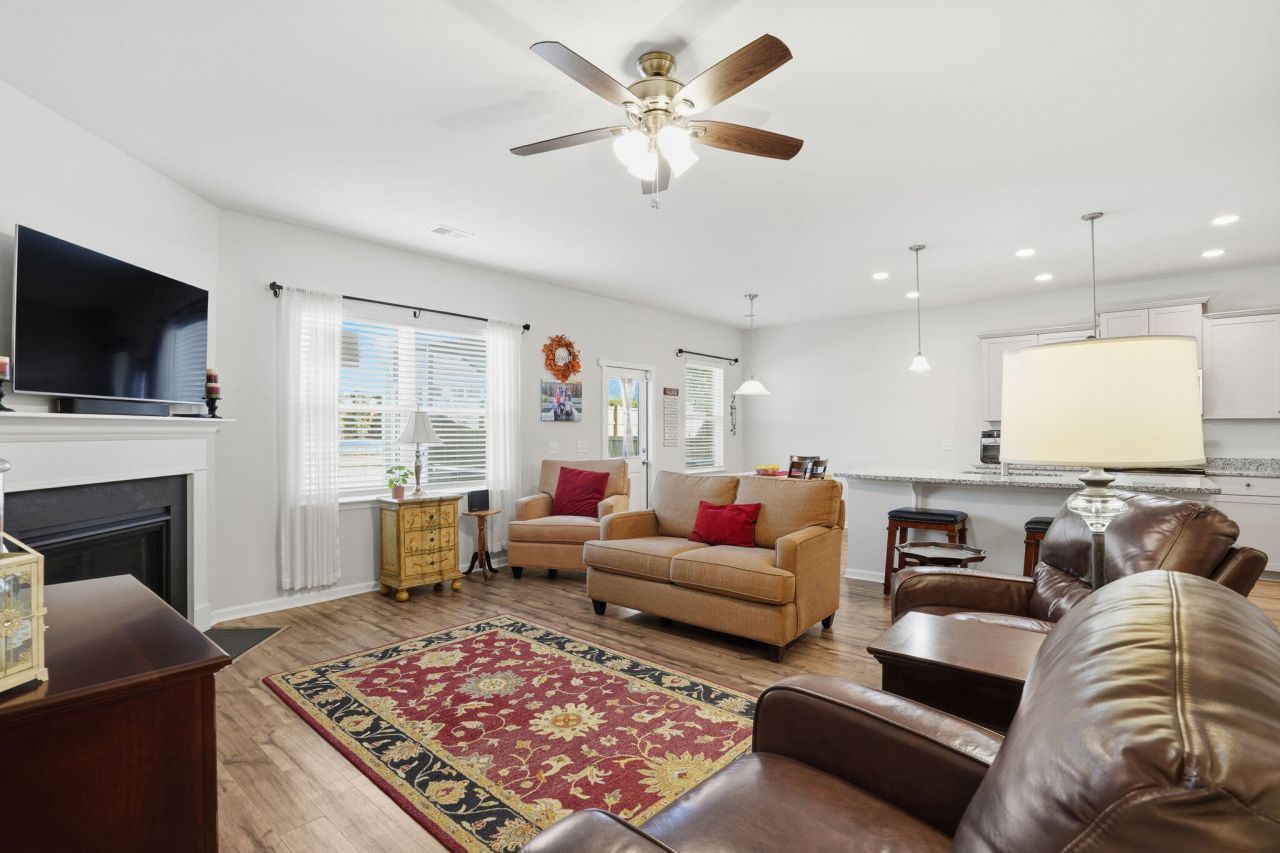 129 Ancestry Lane Photo 16