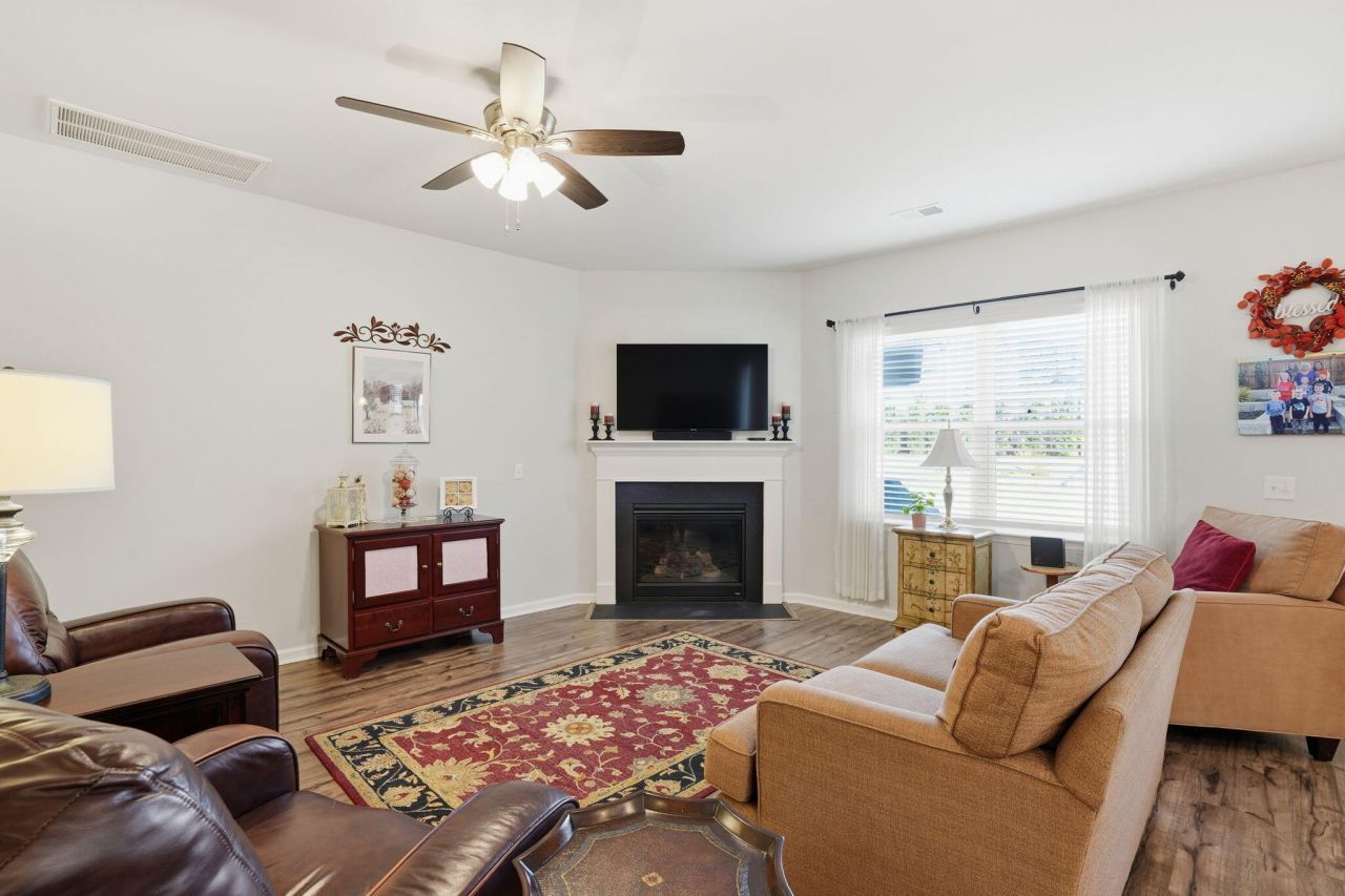 129 Ancestry Lane Photo 18