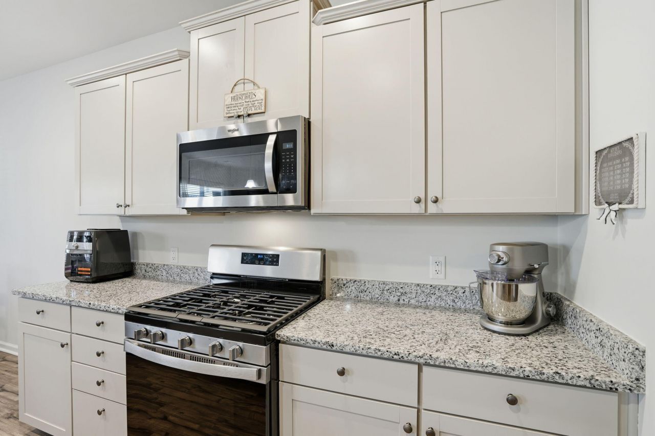 129 Ancestry Lane Photo 22