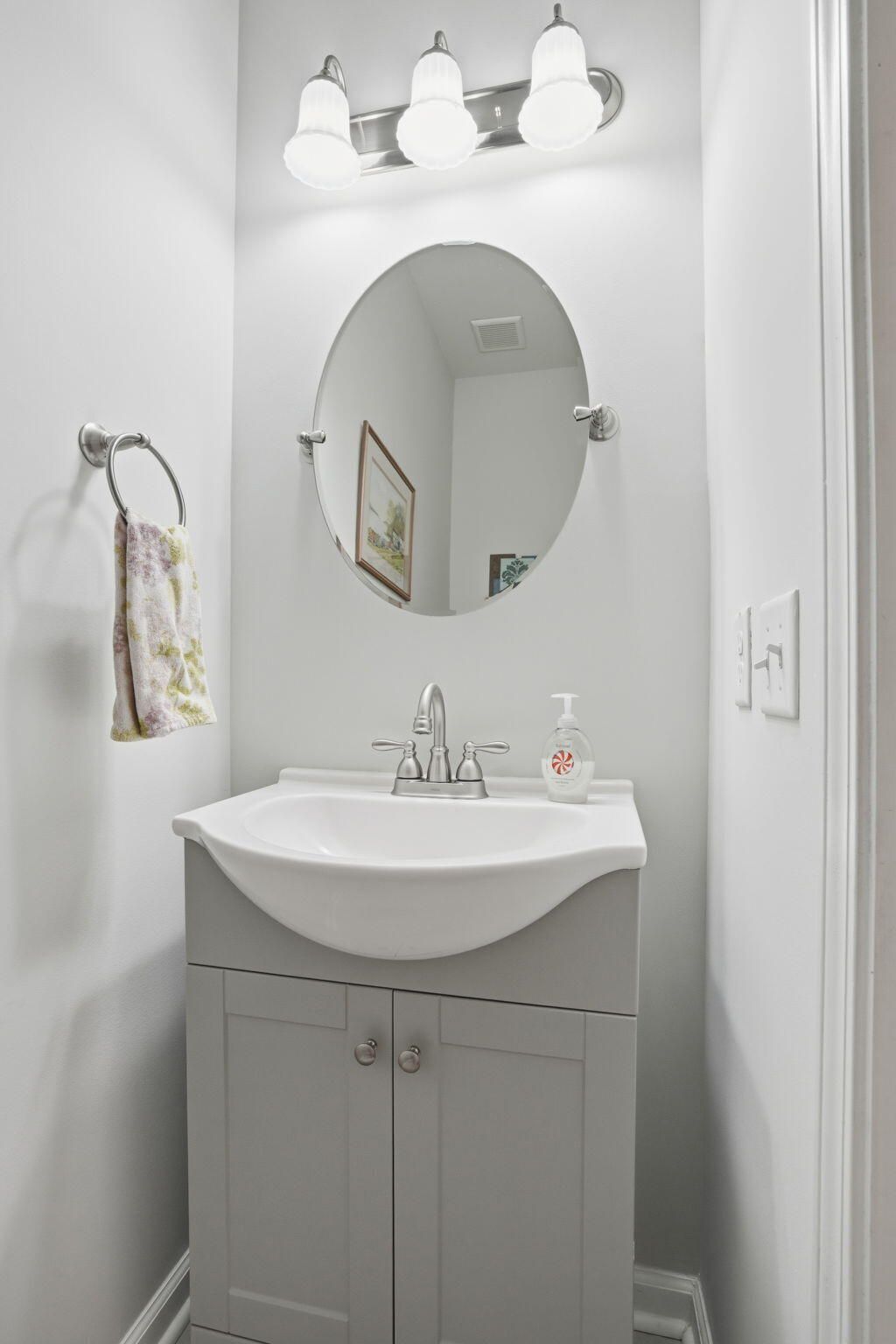 129 Ancestry Lane Photo 24