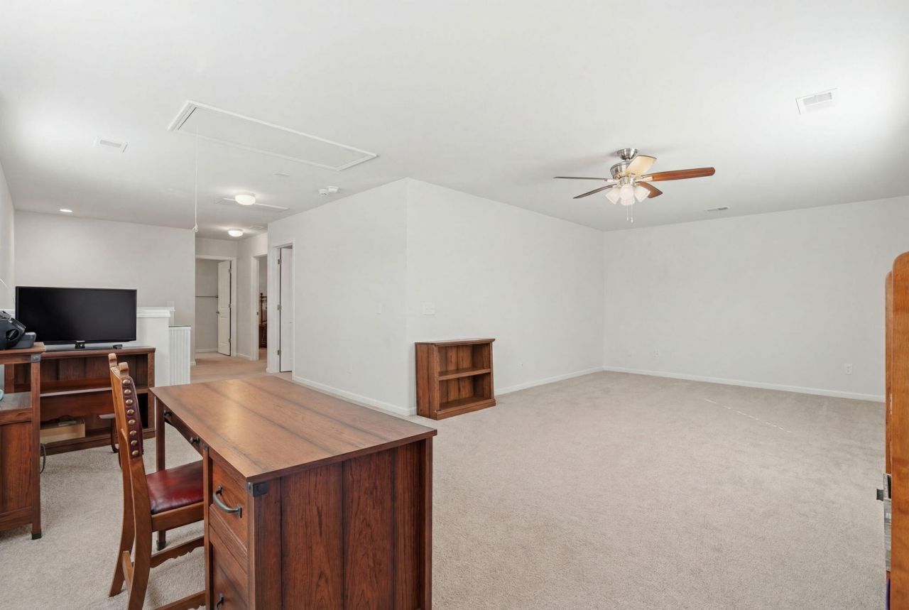 129 Ancestry Lane Photo 28