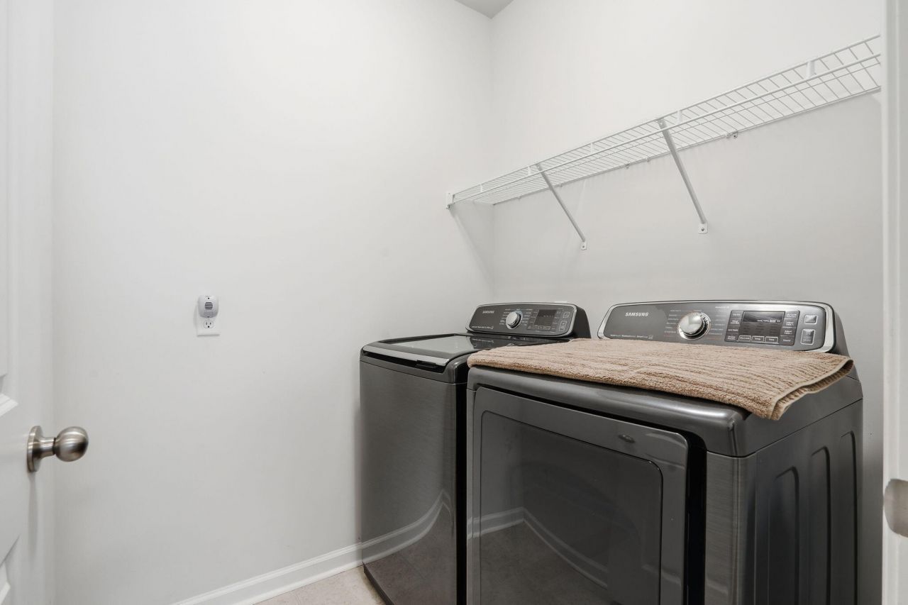 129 Ancestry Lane Photo 31