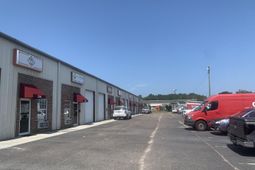 7187 Bryhawke Circle photo 4