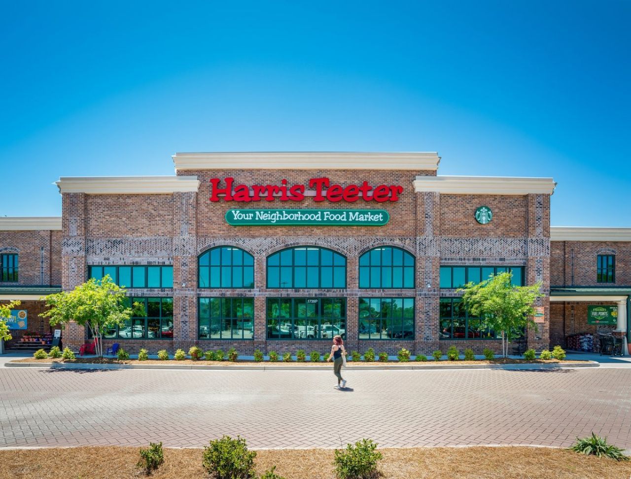 1739 Maybank Highway Photo 6