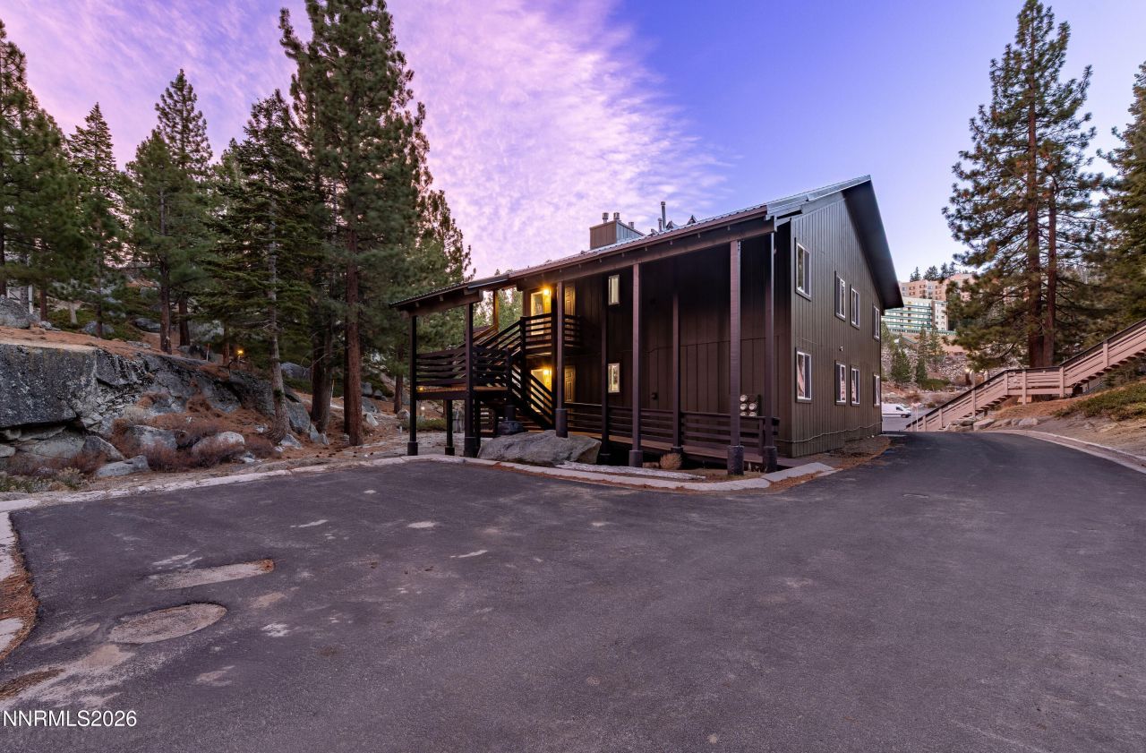 307 Galaxy Lane, Unit A, Stateline, NV 89449 Photo