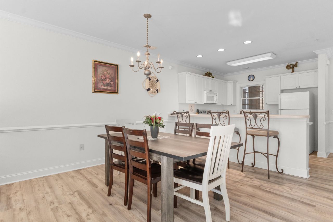 4890 Luster Leaf Circle Photo 11