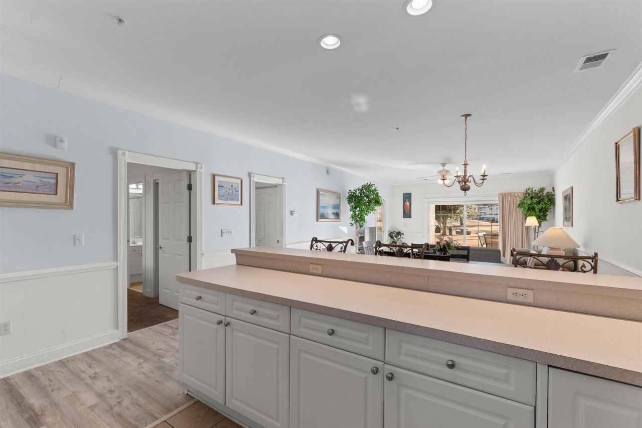 4890 Luster Leaf Circle Photo 9