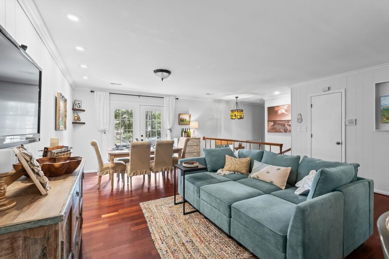 500 Roller Coaster Ln. Photo 15