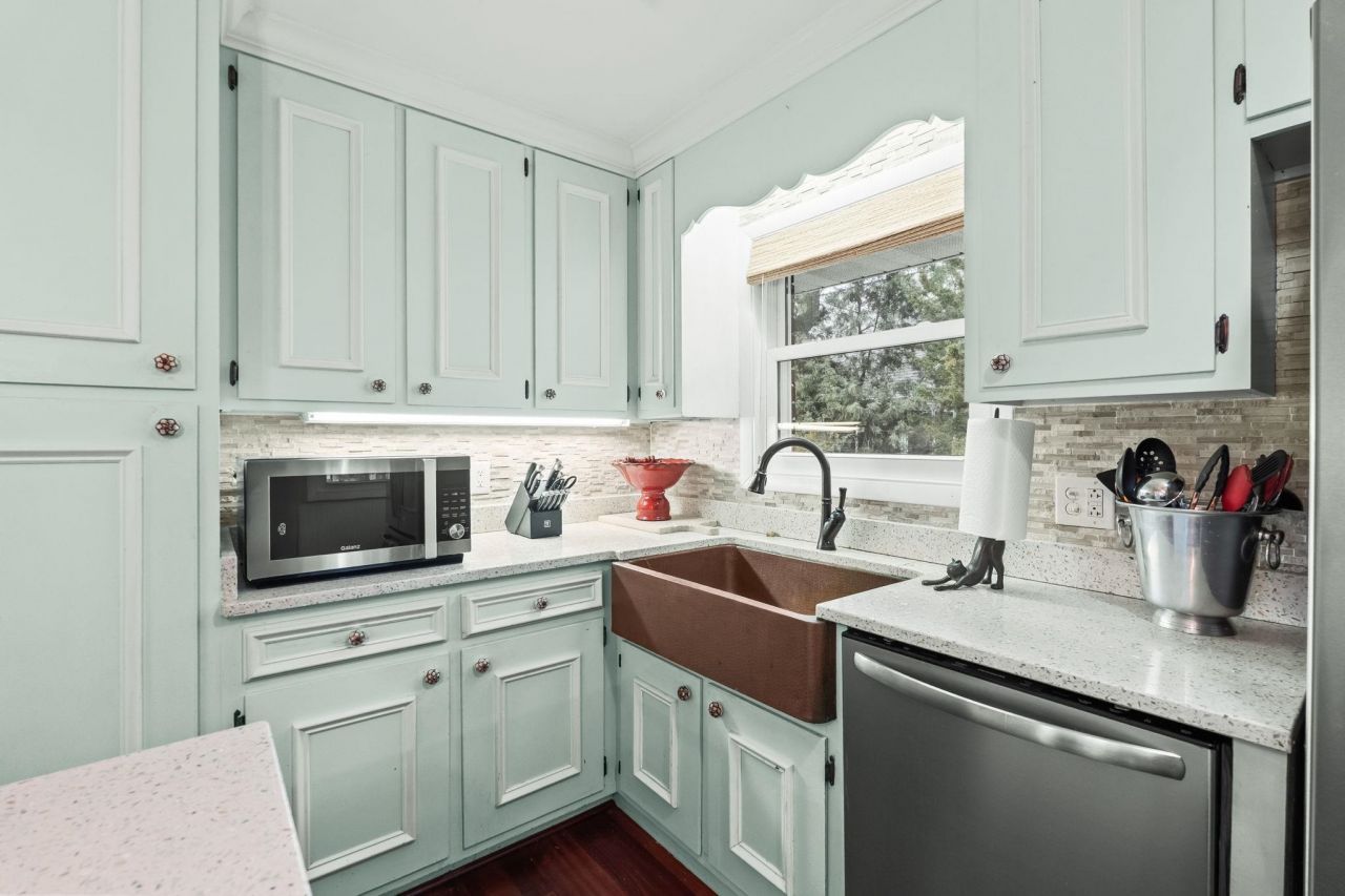 500 Roller Coaster Ln. Photo 20