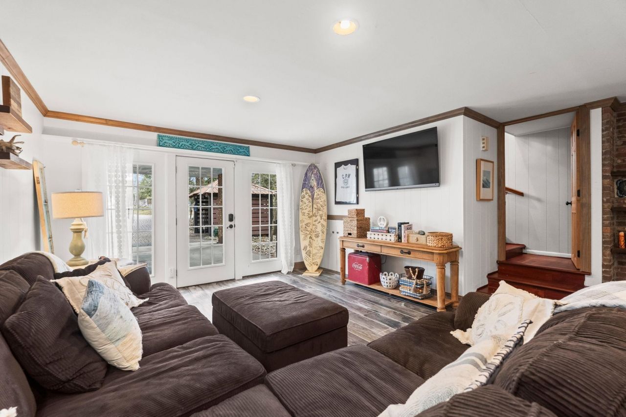 500 Roller Coaster Ln. Photo 41