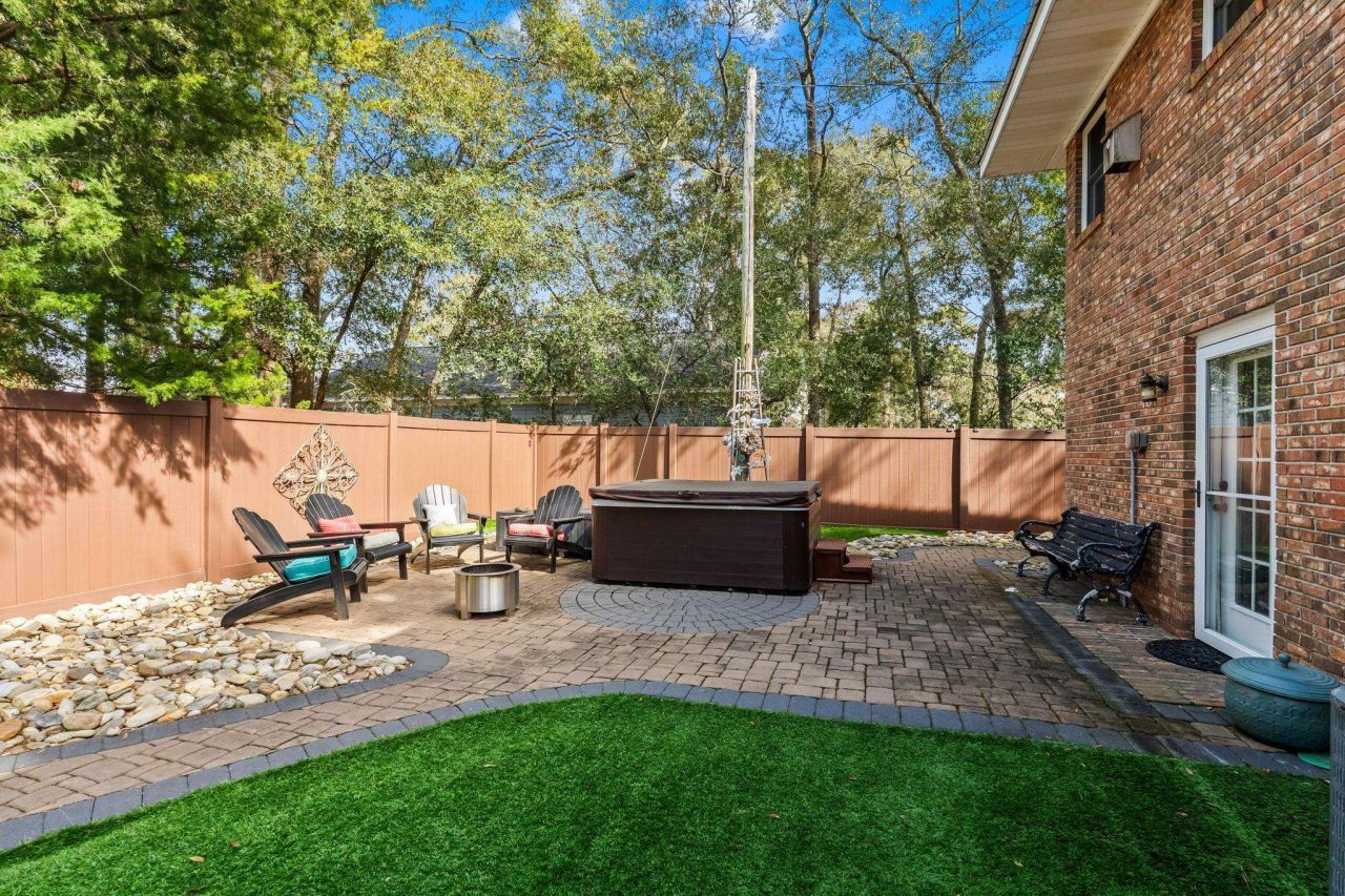 500 Roller Coaster Ln. Photo 51