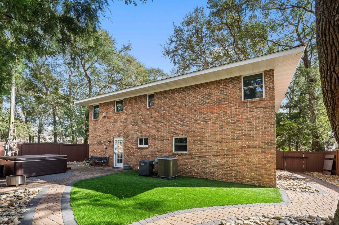 500 Roller Coaster Ln. Photo 55