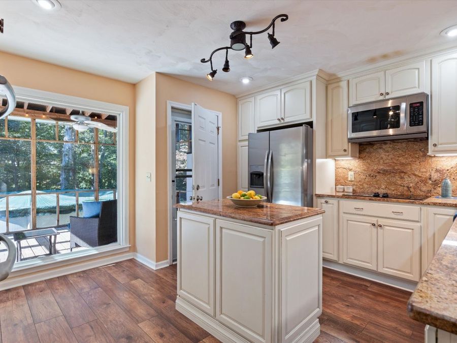 Property Image 16