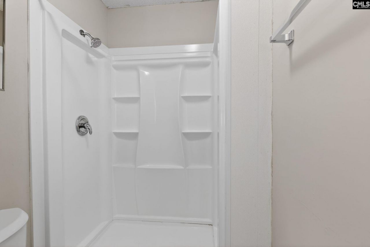 605 Chilhowie Road  Photo 21