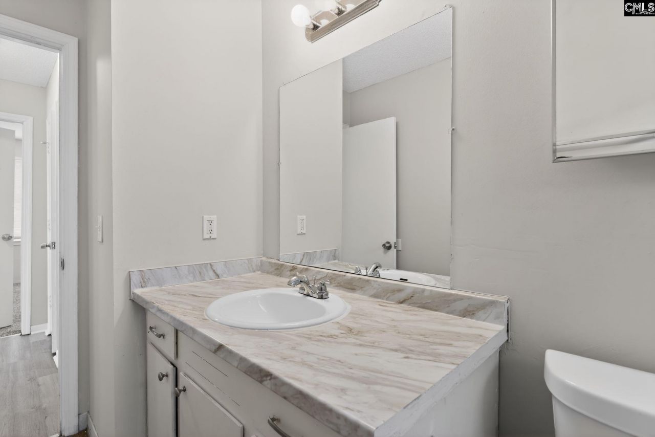 605 Chilhowie Road  Photo 24