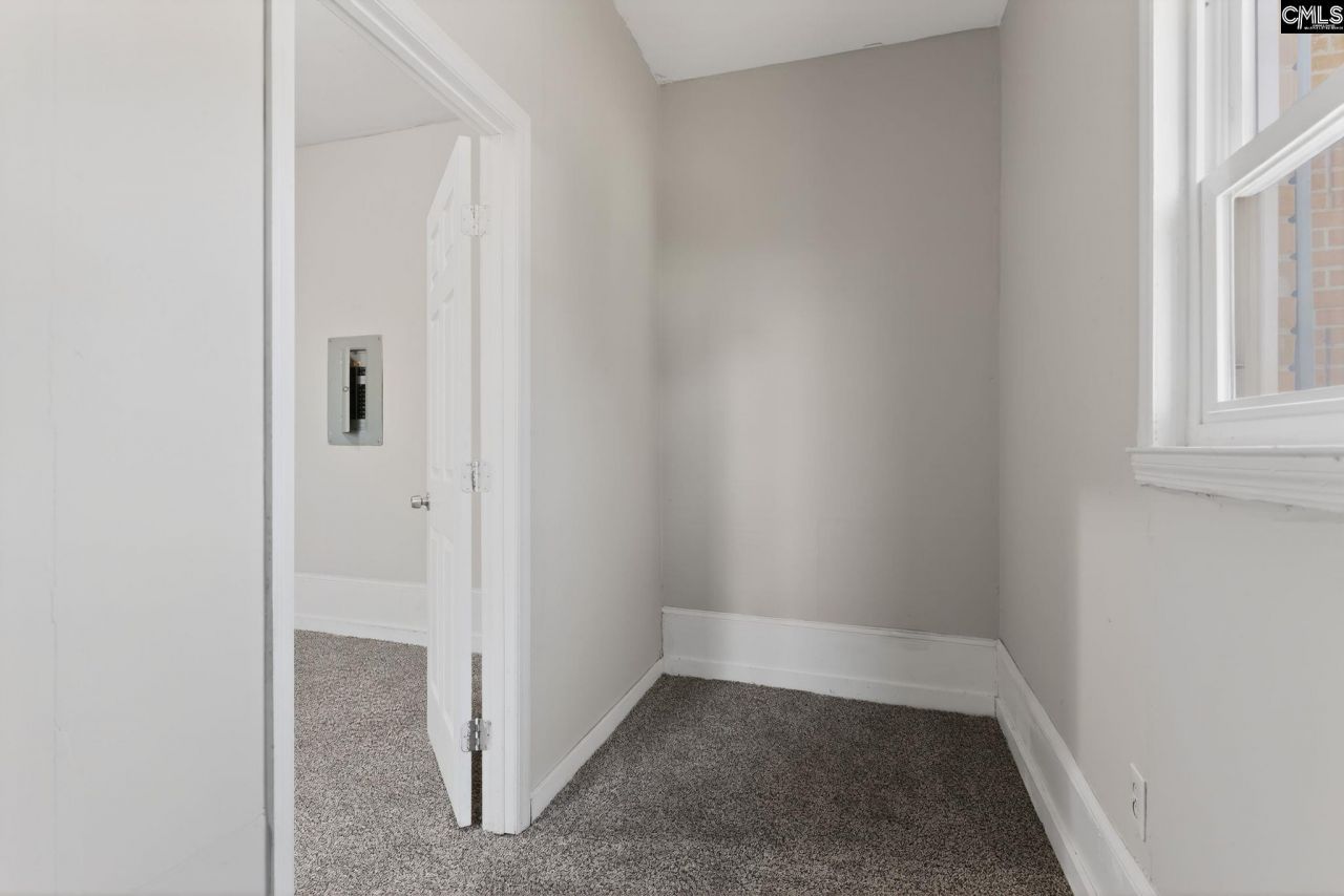 605 Chilhowie Road  Photo 26