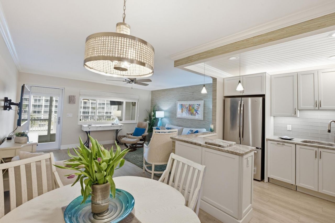 111 Shore Court, Unit 305-c, North Palm Beach, FL 33408 Photo