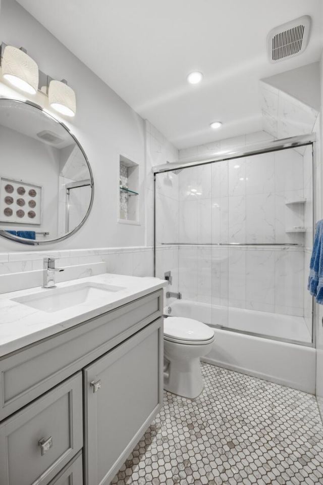 111 Shore Court, Unit 305-C, North Palm Beach, FL 33408 Photo