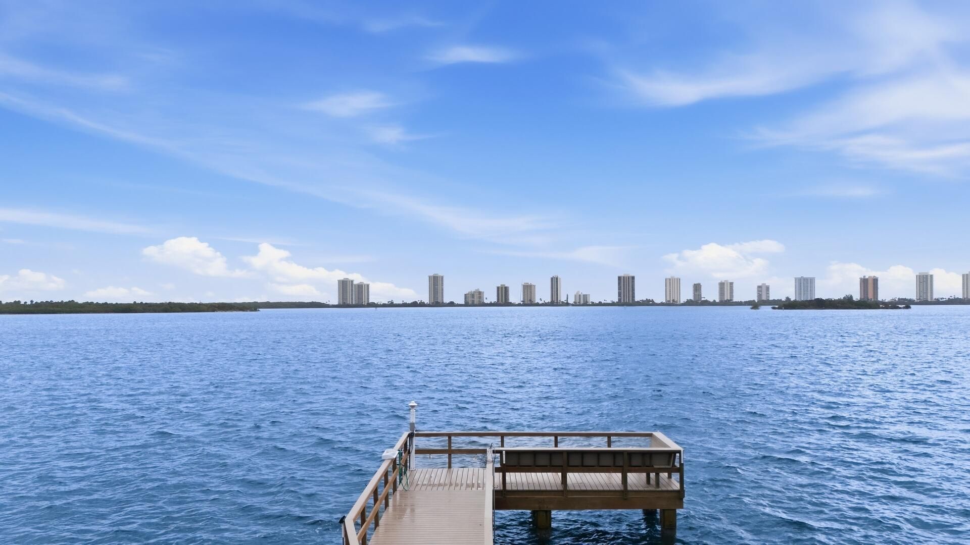 111 Shore Court, Unit 305-c, North Palm Beach, FL 33408 Photo