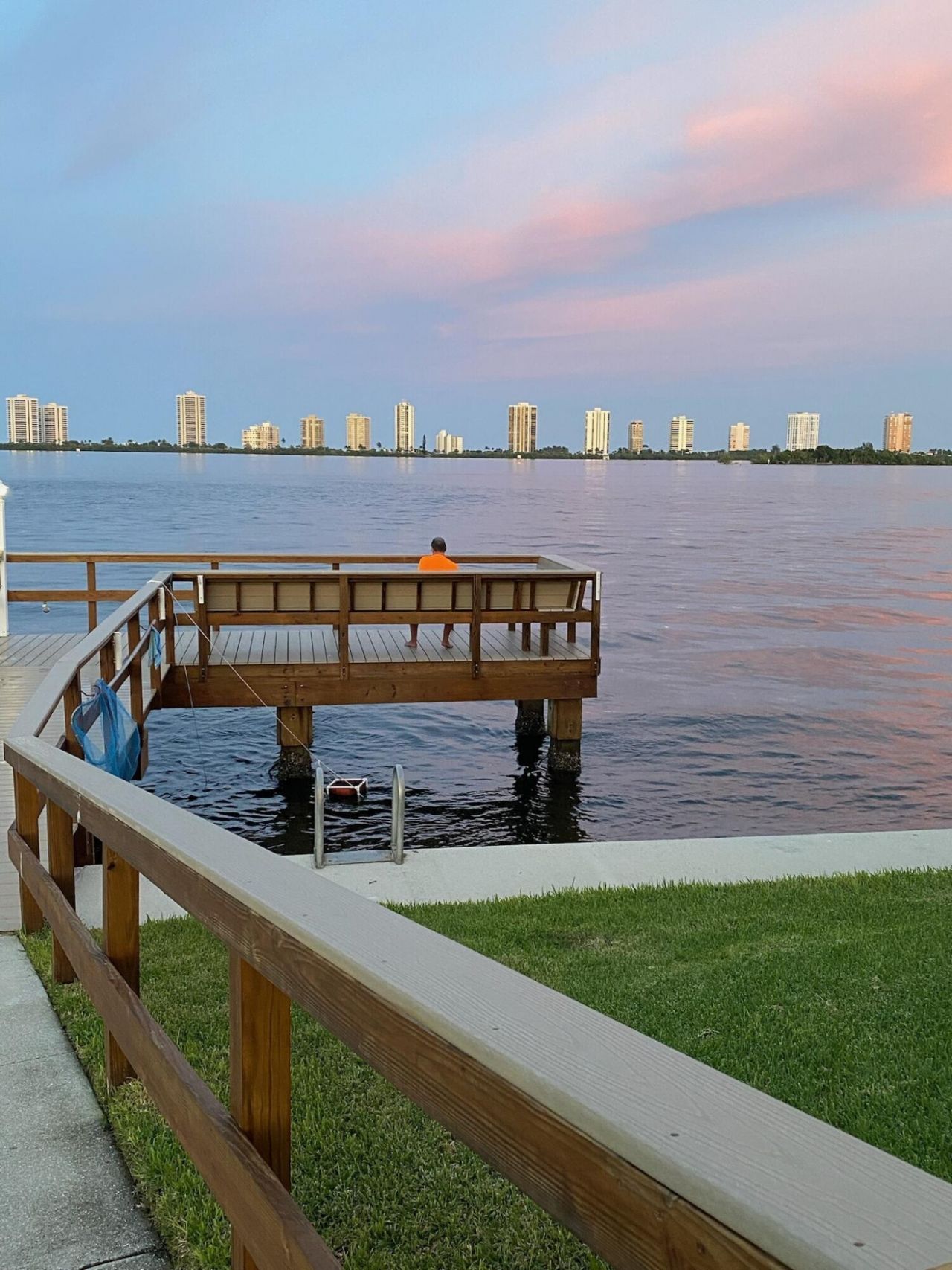 111 Shore Court, Unit 305-c, North Palm Beach, FL 33408 Photo