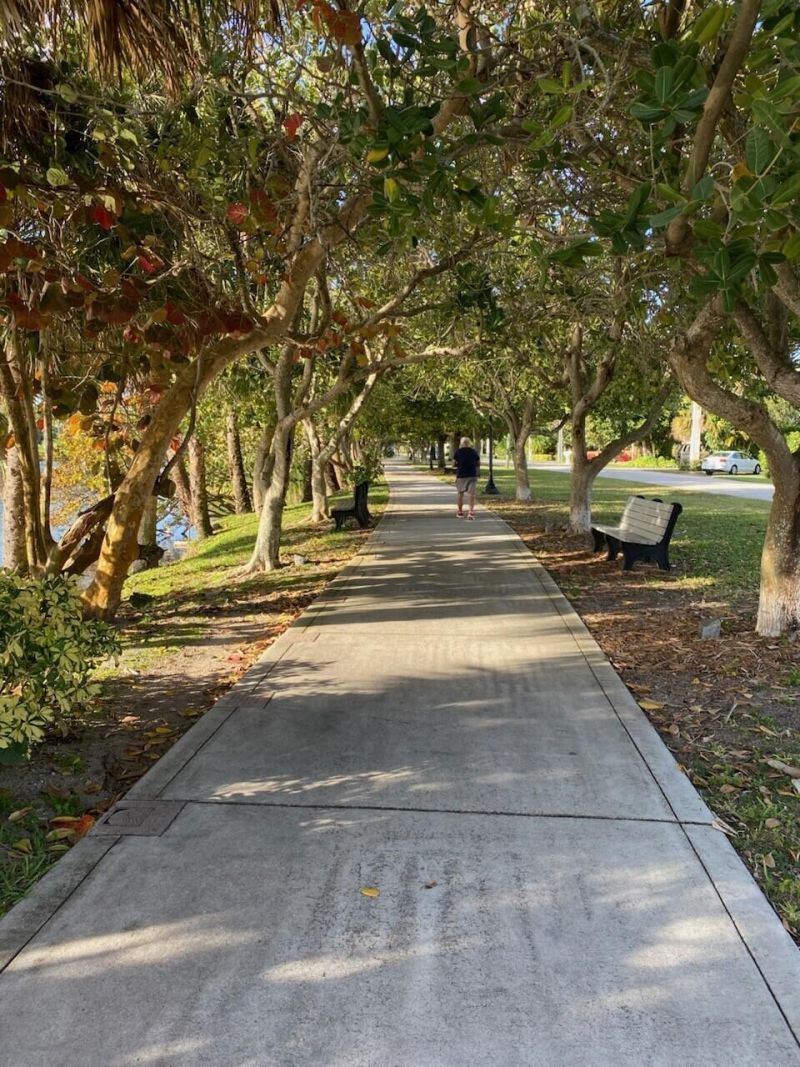 111 Shore Court, Unit 305-c, North Palm Beach, FL 33408 Photo