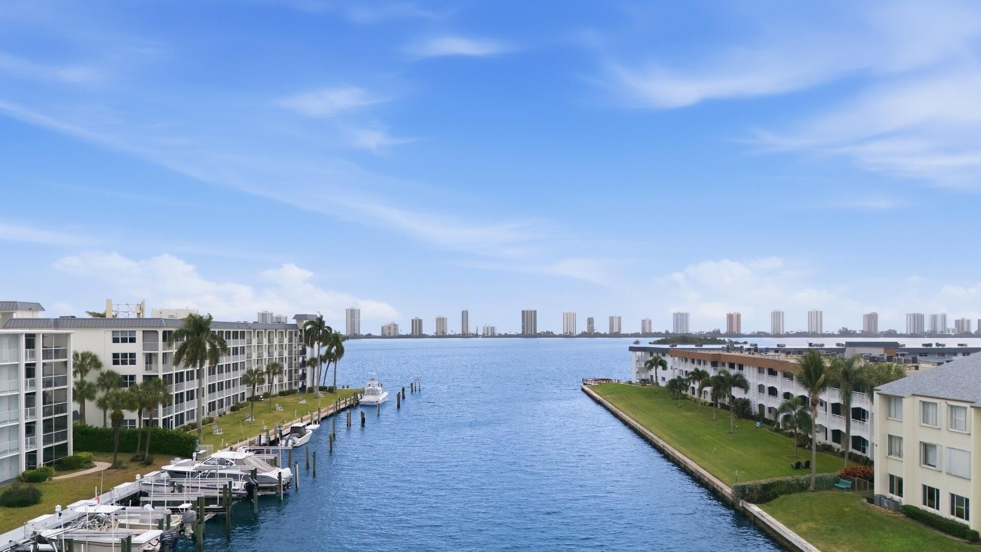 111 Shore Court, Unit 305-c, North Palm Beach, FL 33408 Photo