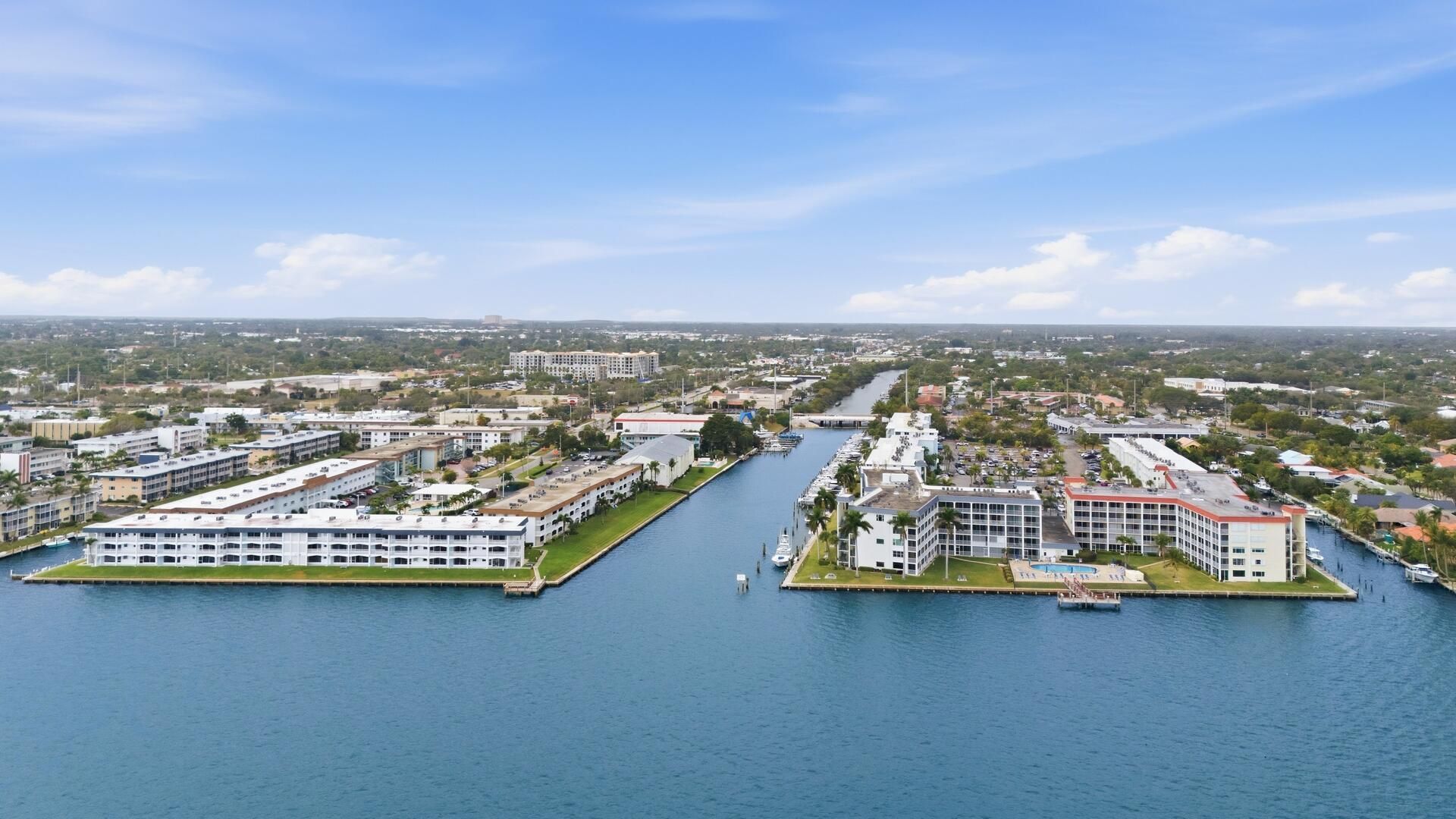 111 Shore Court, Unit 305-C, North Palm Beach, FL 33408 Photo