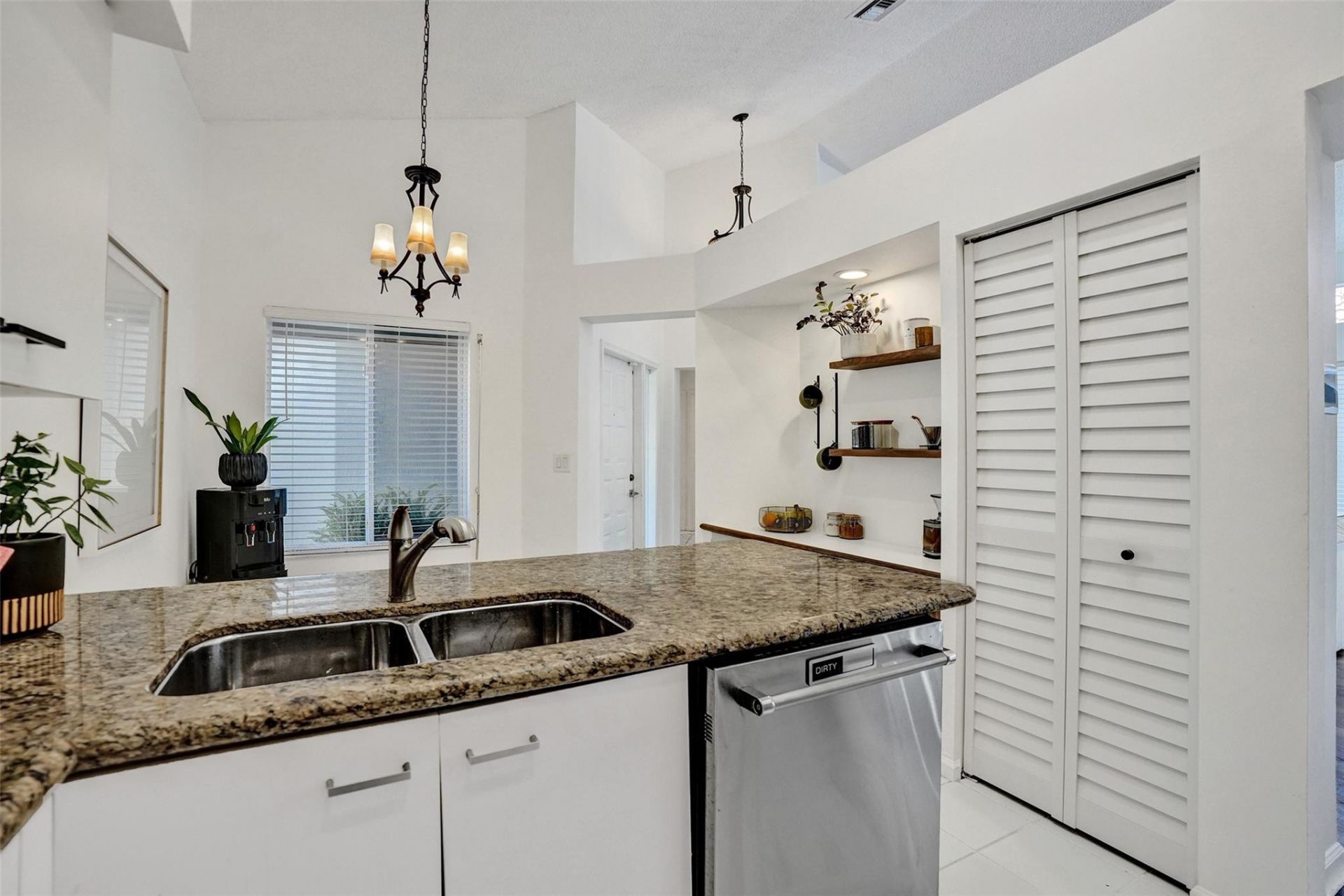 10108 NW 4th Street, Plantation, FL 33324 Photo