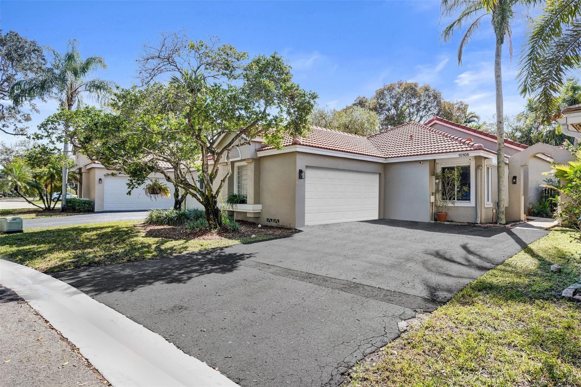 10108 NW 4th Street, Plantation, FL 33324 Photo