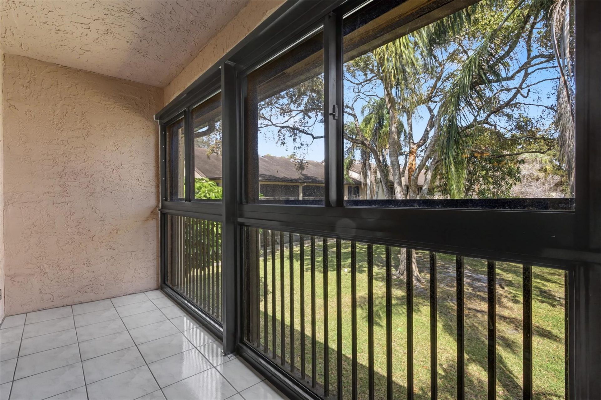 3183 S Carambola Circle, Unit 2392, Coconut Creek, FL 33066 Photo