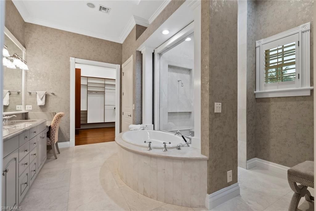 1551 Gulf Shore Blvd S, Naples, FL 34102 Photo