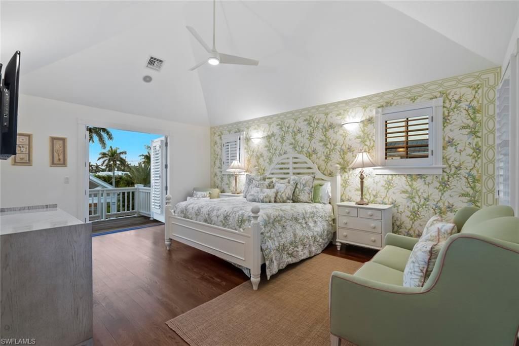 1551 Gulf Shore Blvd S, Naples, FL 34102 Photo