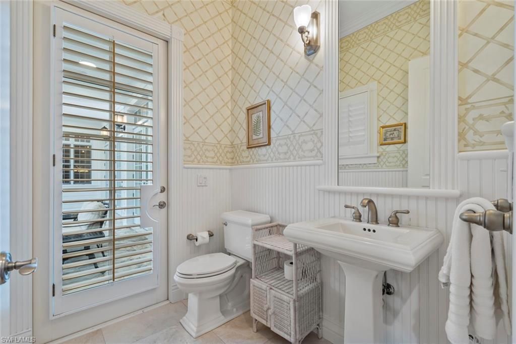 1551 Gulf Shore Blvd S, Naples, FL 34102 Photo