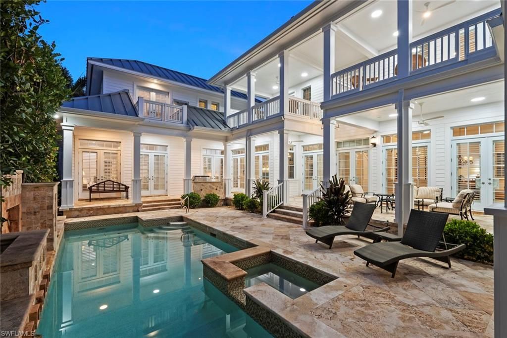 1551 Gulf Shore Blvd S, Naples, FL 34102 Photo