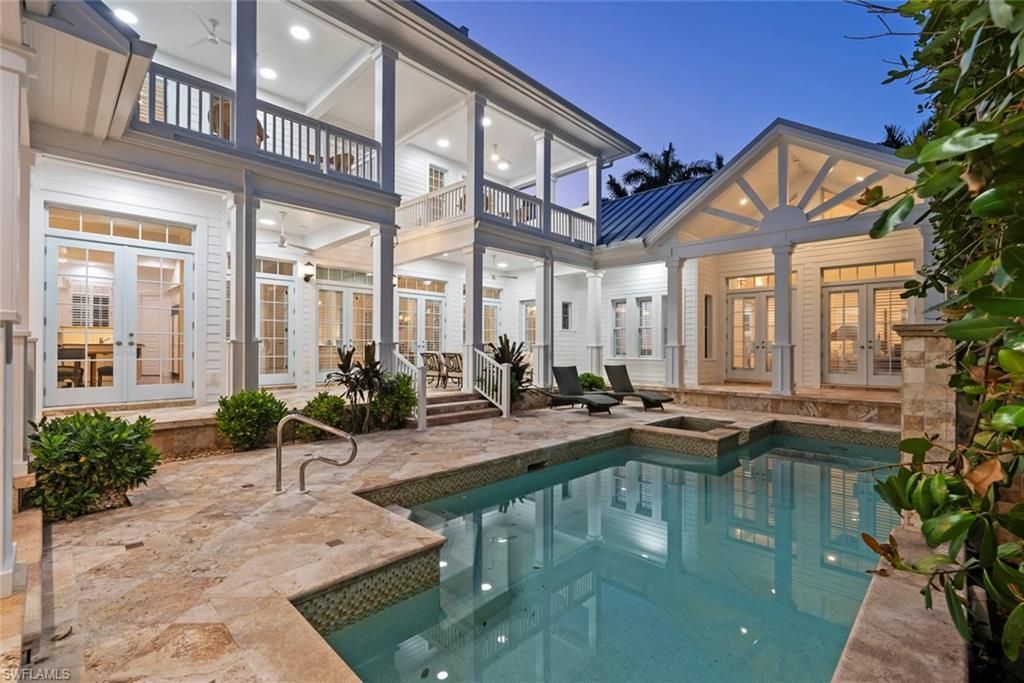 1551 Gulf Shore Blvd S, Naples, FL 34102 Photo