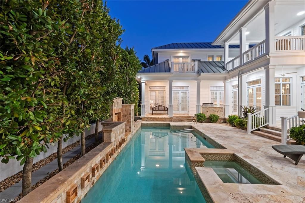 1551 Gulf Shore Blvd S, Naples, FL 34102 Photo