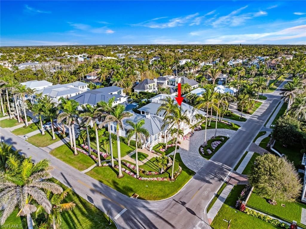 1551 Gulf Shore Blvd S, Naples, FL 34102 Photo