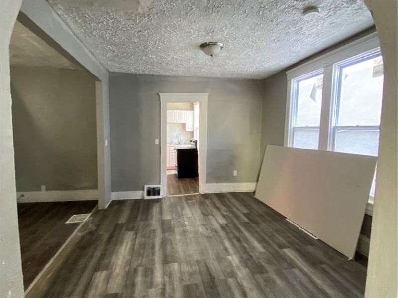 2355 E 86th Street, Cleveland, OH 44106 Photo 20